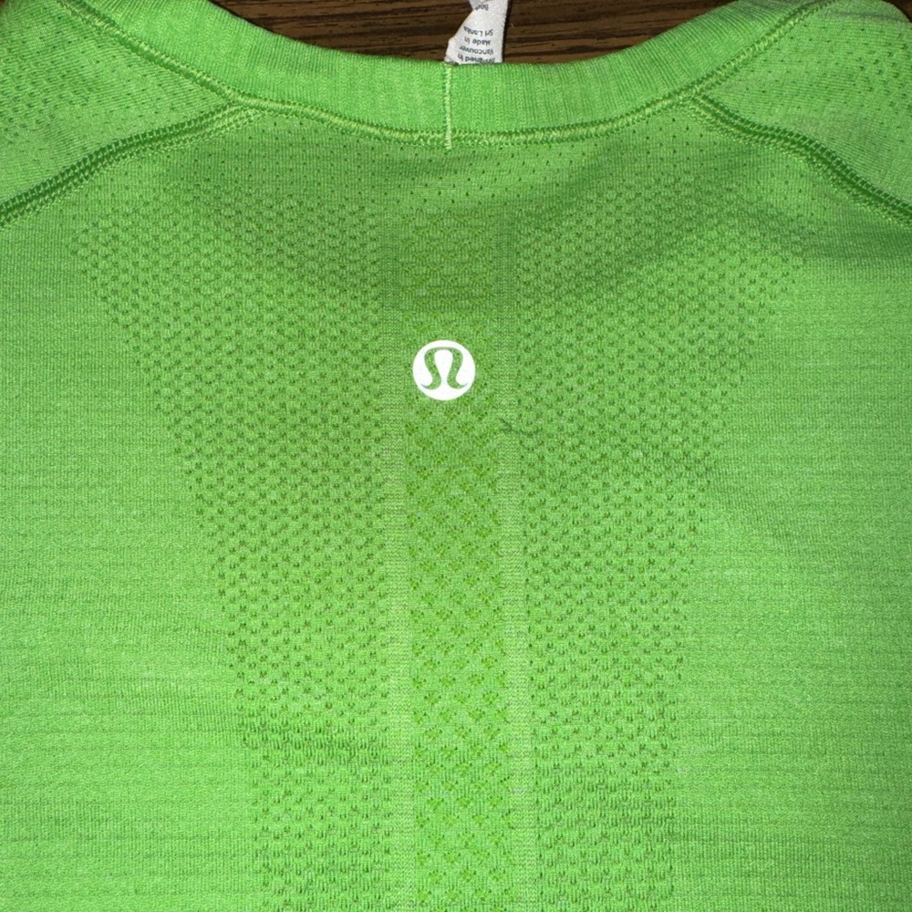 Lululemon Green swiftly Long Sleeve Top - Picture 3 of 3